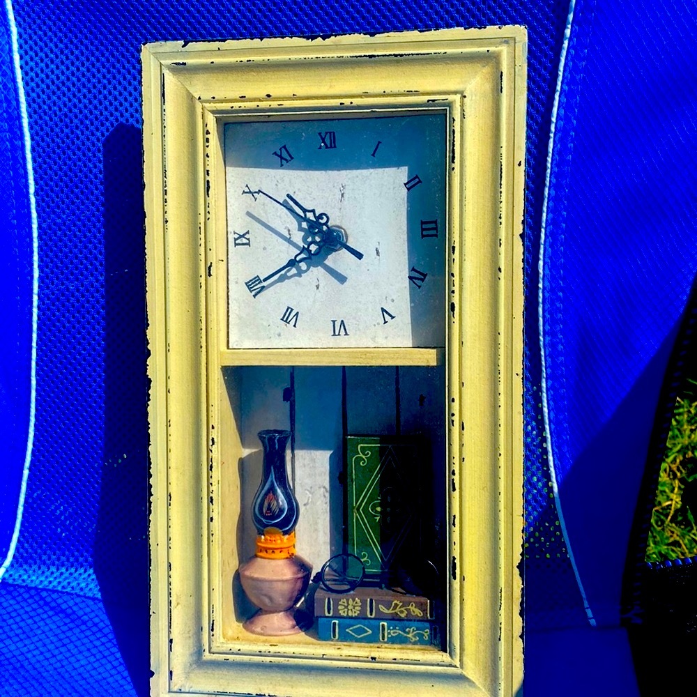 Dennis East International working clock shadow book